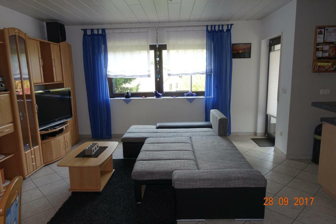 Ferienwohnung Zoe Osterbrucken Exteriör bild